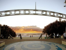 surfers-paradise-beach